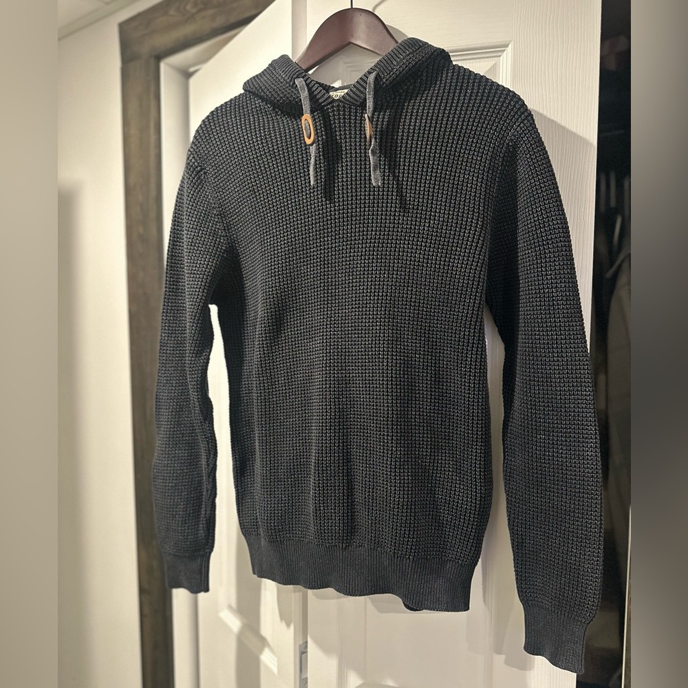 Men’s knit hoodie